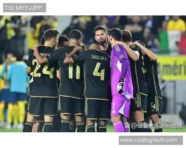 曼联与切尔西激战正酣文字直播全程回顾与精彩瞬间分享